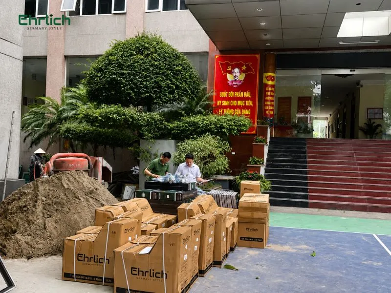 Mua-thiết-bị-vệ-sinh-tại-Hoà-Bình-2