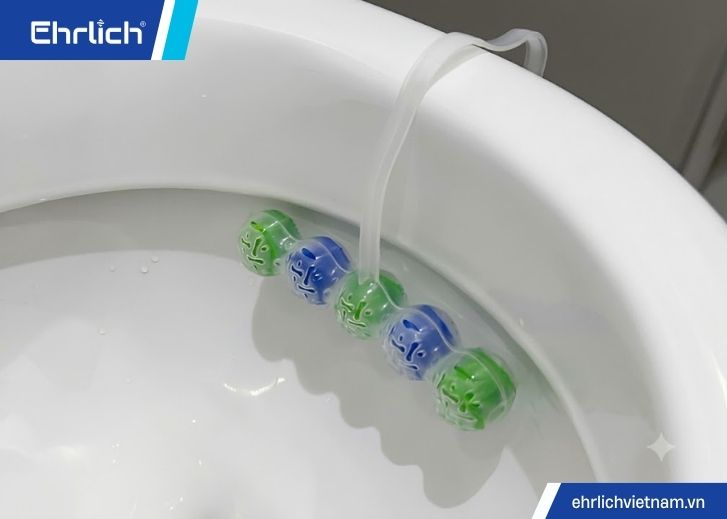 cách khử mùi bồn cầu