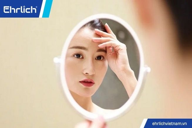 Tại sao soi gương nhà tắm lại đẹp (1)
