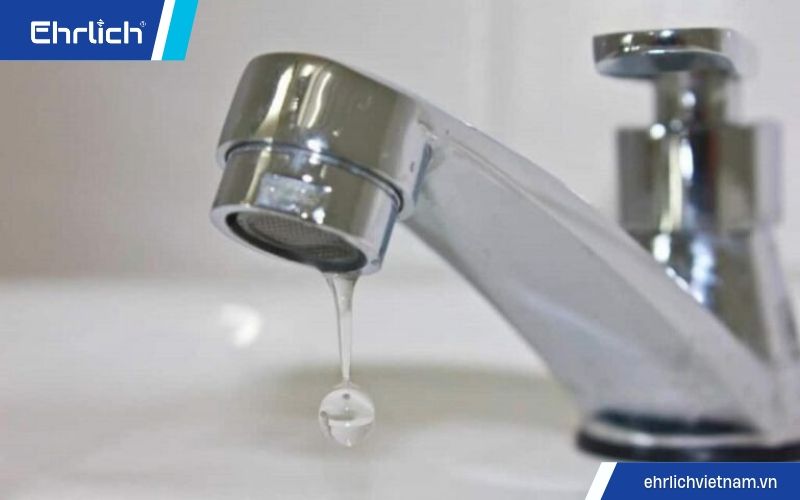 lavabo bị rỉ nước (1)